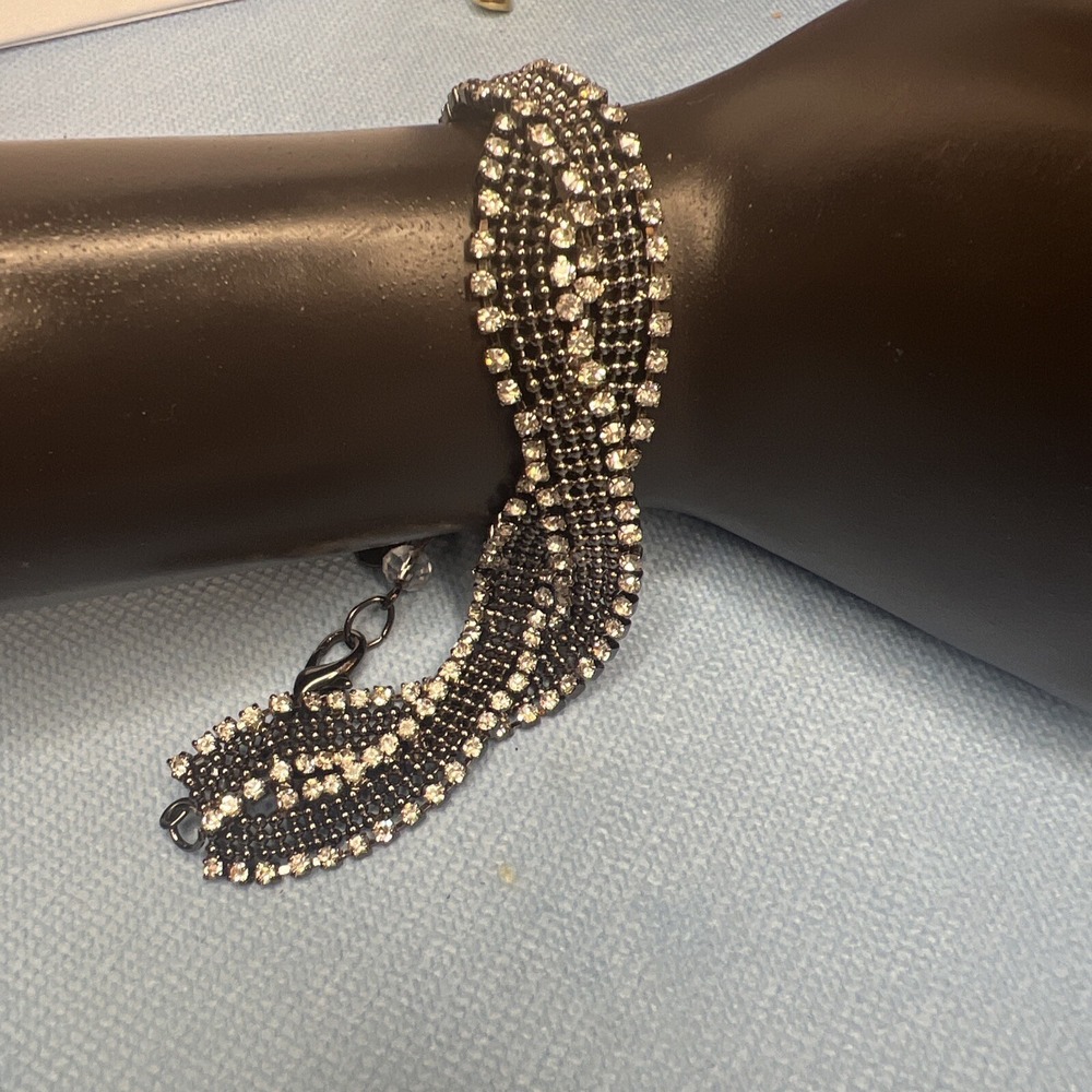Alfani Bracelet Gunmetal Grey Rhinestone Twist Mesh Beads Singed‎ 8"